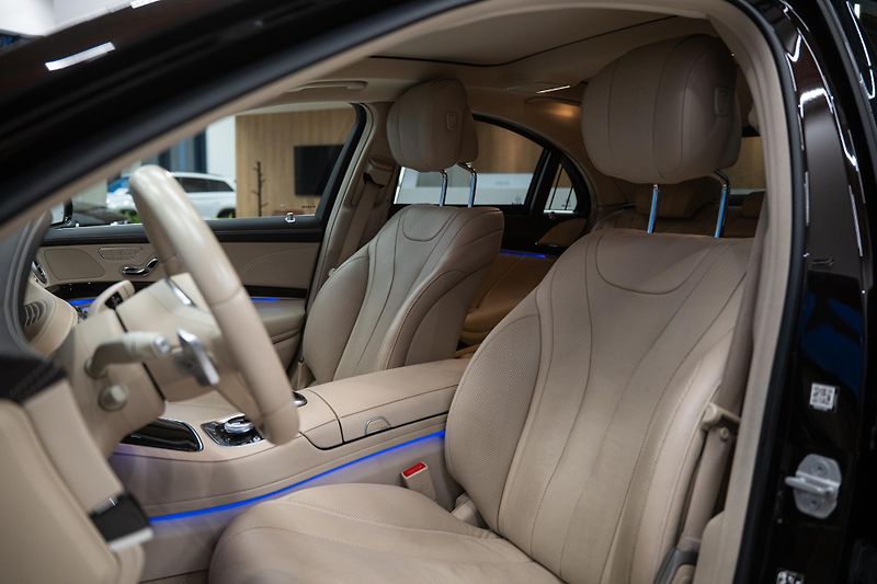 Mercedes-Benz Třídy S (2017) S350D PANORAMA - fotka 17 z 36