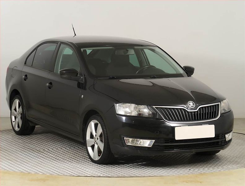 Škoda Rapid (2013) 1.6 TDI, Park. senzory - fotografie inzerátu