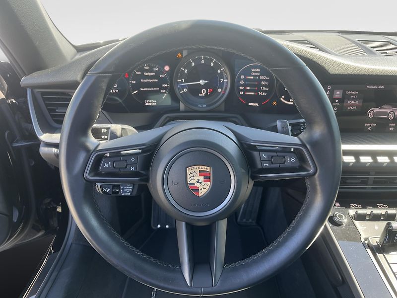 Porsche 911 (2020) Carrera - fotka 17 z 25
