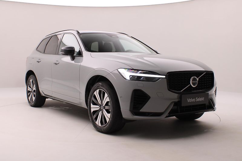 Volvo XC60 T6 AWD PLUG-IN PLUS DARK - fotka 14 z 54