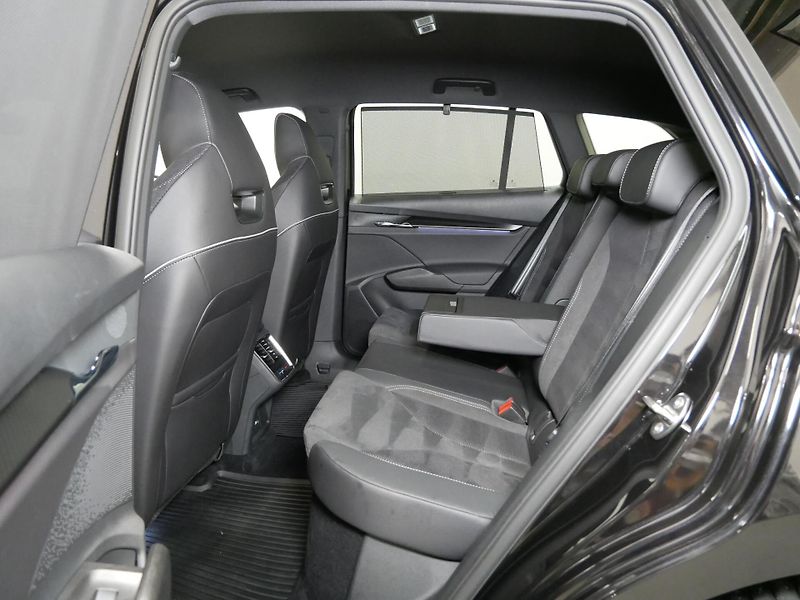 Škoda Enyaq - fotka 7 z 25
