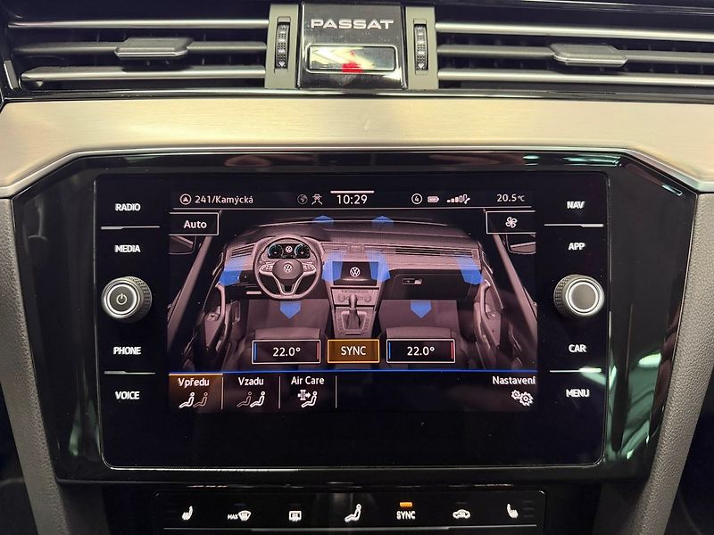 Volkswagen Passat 2.0TDI 147KW DSG 4MOTION ELEGA - fotka 16 z 25
