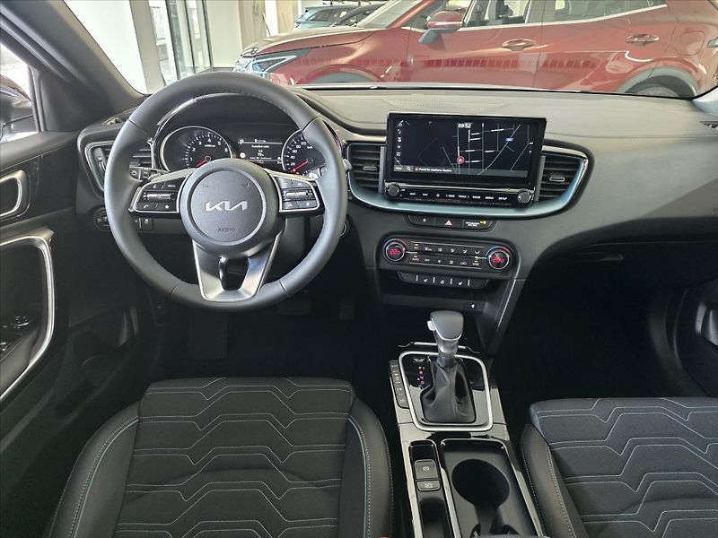 Kia XCeed (2026) 1,6 T-GDI 7DCT 110kW SteelEdit - fotka 6 z 11