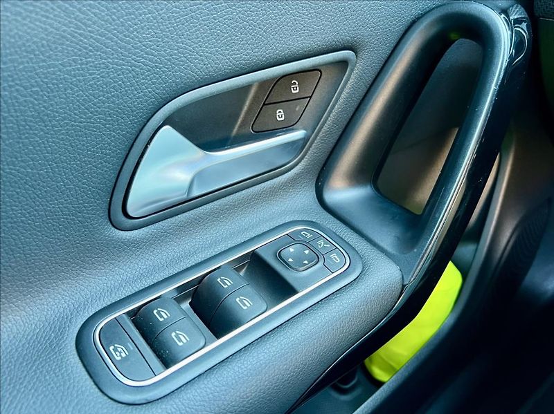 Mercedes-Benz CLA 180d SB LED NAVI  záruka - fotka 45 z 53