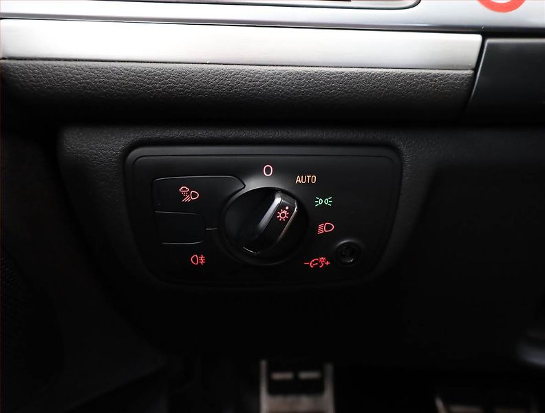 Audi A6 (2016) 3.0 TDI, 4X4, Automat - fotka 15 z 19