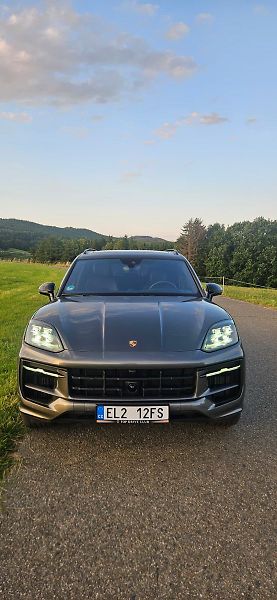 Porsche Cayenne (2025) S E-Hybrid*BOSE*HD-Matrix - fotka 23 z 26