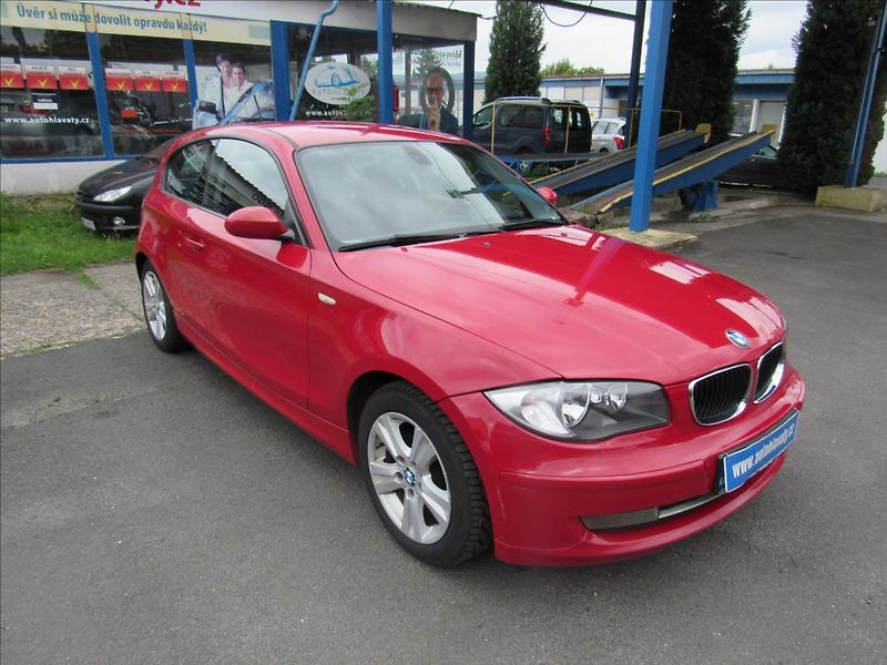 BMW Řada 1 1,6 90kW 116I - fotka 3 z 27