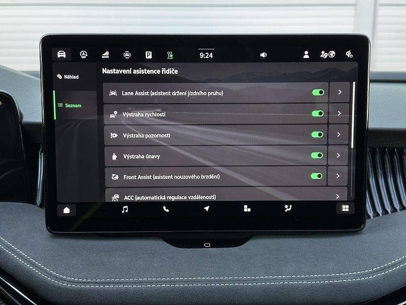 Škoda Superb 2.0TSi 4x4 DSG Sportline 265PS - fotka 34 z 52