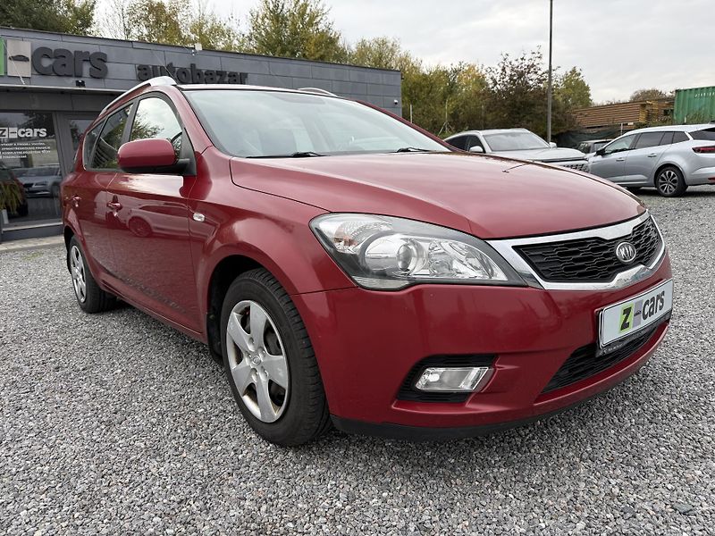 Kia Ceed 1.4CVVT 66kW ČR - fotka 3 z 17