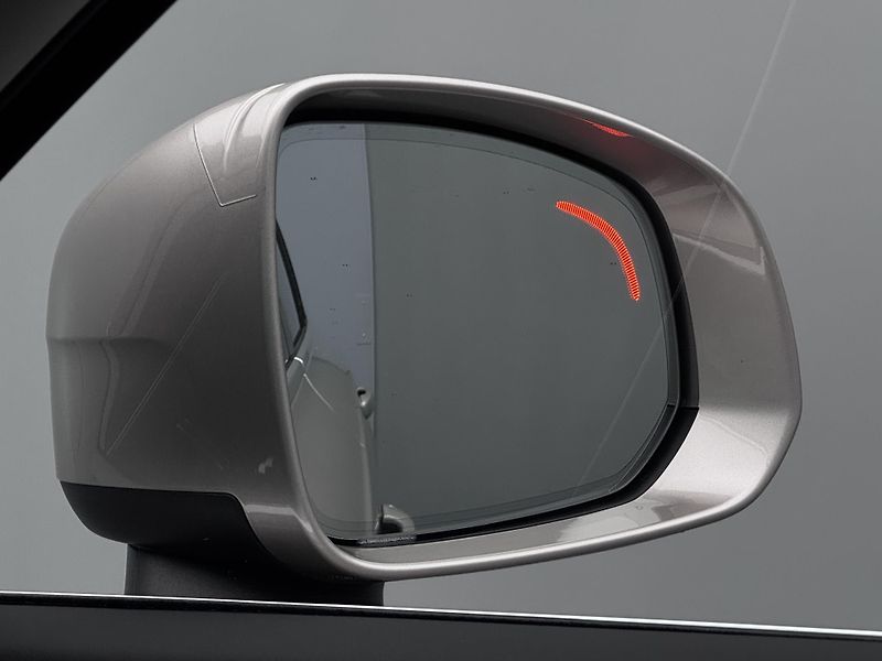 Volvo XC90 B5 AWD BRIGHT PLUS REZERVACE - fotka 23 z 55