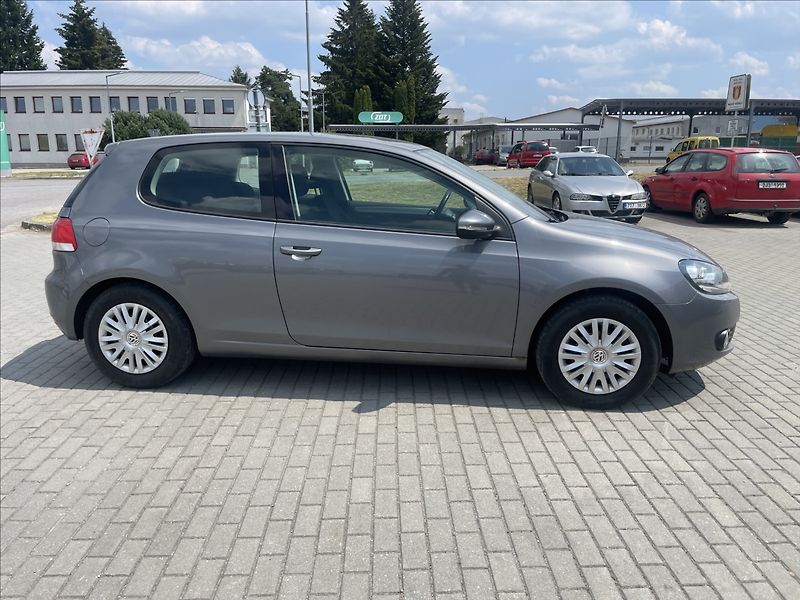 Volkswagen Golf 1,4 MPi 59kw Klima ESP - fotka 5 z 28