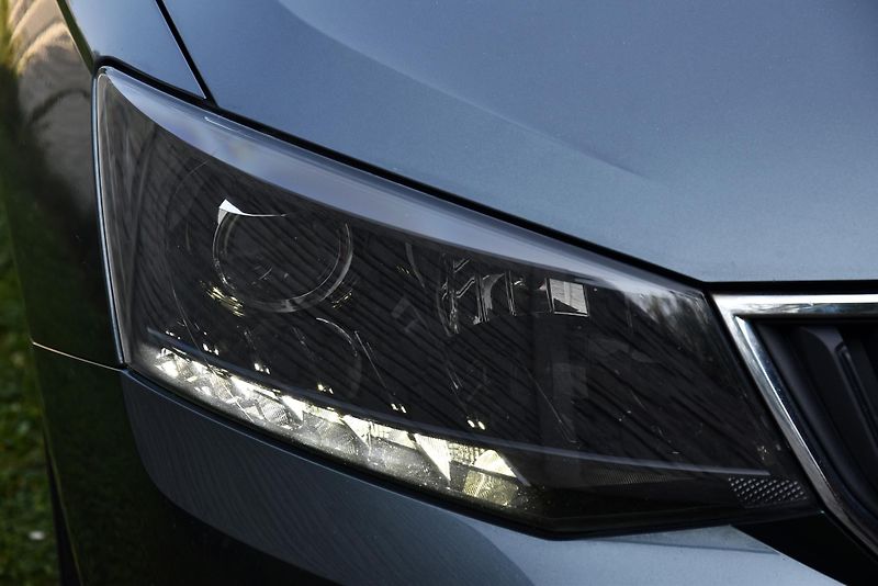 Škoda Fabia 1.2 TSi 6st STYLE,KLIMA,VÝHŘEV - fotka 7 z 50