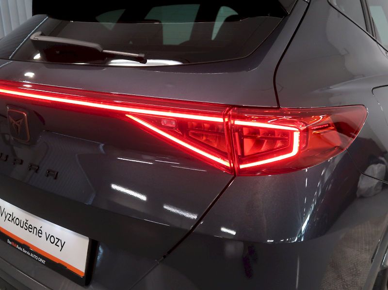 Cupra Formentor (2023) E-HYBRID 1.4eTSI 150KW DSG TAŽ - fotka 11 z 51