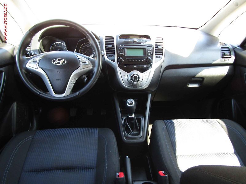 Hyundai ix20 (2013) 1.4 CVVT, ČR, servis.kniha - fotka 8 z 19