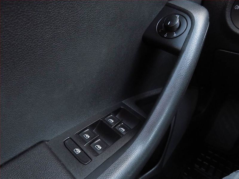 Škoda Octavia (2015) Scout 2.0 TDI, 4X4, Automat - fotka 16 z 19