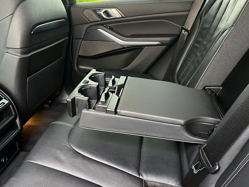 BMW X5 M50d xDrive-TOP STAV - fotka 18 z 57