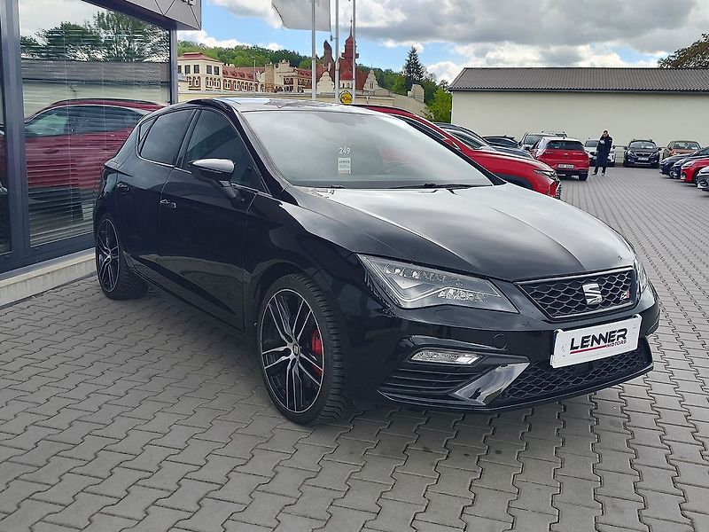 Seat Leon 2.0 TSi/221kW Cupra DSG - fotka 3 z 30