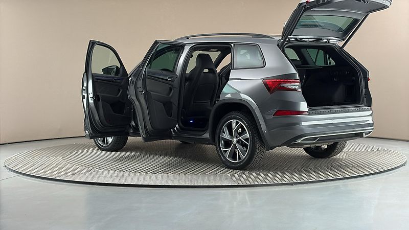Škoda Kodiaq 2.0 TSI DSG 4x4 Sportline - fotka 7 z 34