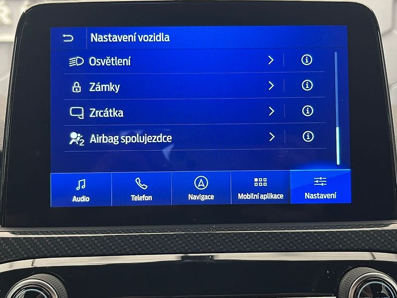 Ford Kuga 2,0 EB 140 kW AWD ST-Line - fotka 21 z 72