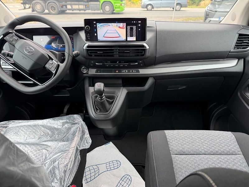 Toyota ProAce Verso L2 2.2D 6ST MAN Family - fotka 9 z 10