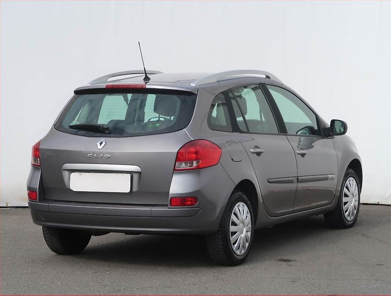 Renault Clio (2009) 1.5 dCi, Automat, Serv.kniha - fotka 5 z 17