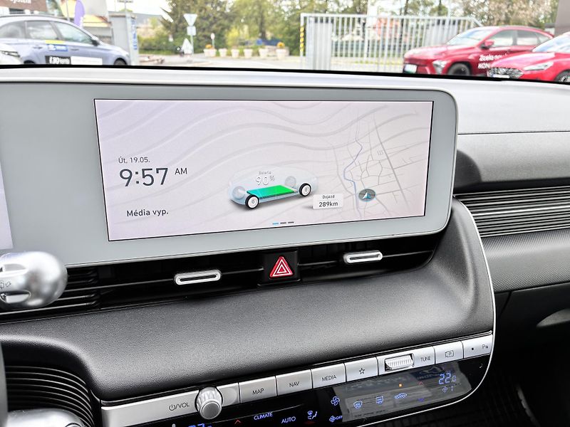 Hyundai Ioniq 5 58KWH-125KW,STYLE,ZÁRUKA,1MAJI - fotka 20 z 38