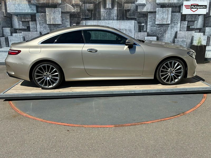 Mercedes-Benz Třídy E (2017) 220D, 143KW, VZDUCH, ACC,  - fotka 5 z 24