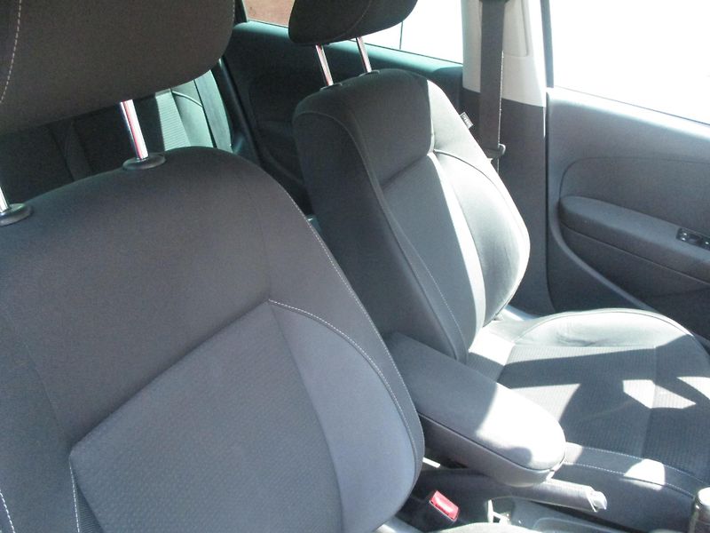 Volkswagen Polo 1.2 TSi - fotka 15 z 31