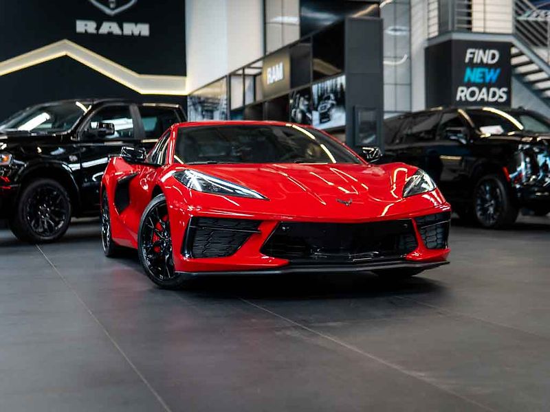 Chevrolet Corvette (2026) 6.2 Stingray 3LT Z51 Facelift - fotka 36 z 39