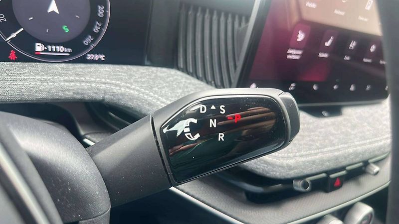 Škoda Superb Combi Selection 2,0TDI 110kW D - fotka 11 z 31