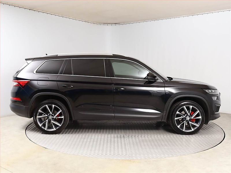 Škoda Kodiaq (2022) 2.0 TDI 4x4 - fotka 6 z 20