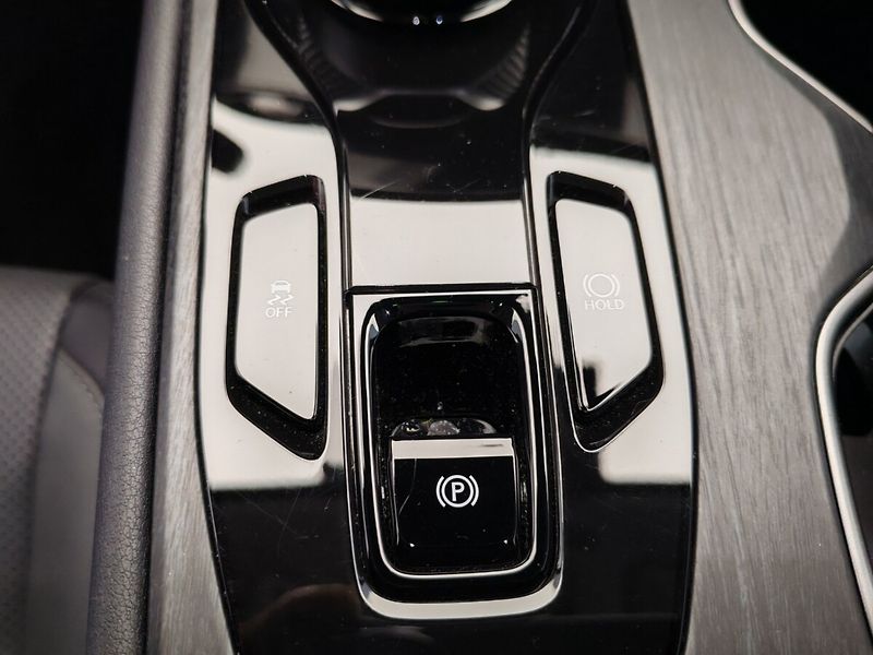 Lexus RZ 450e 450e Executive 4x4 - fotka 38 z 40
