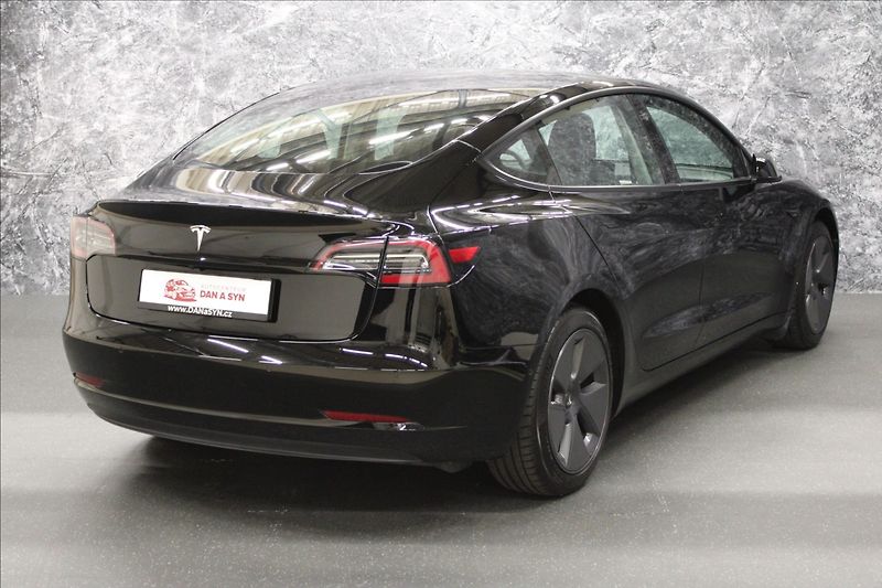 Tesla Model 3 0,0 Standard plus zánovní - fotka 4 z 26