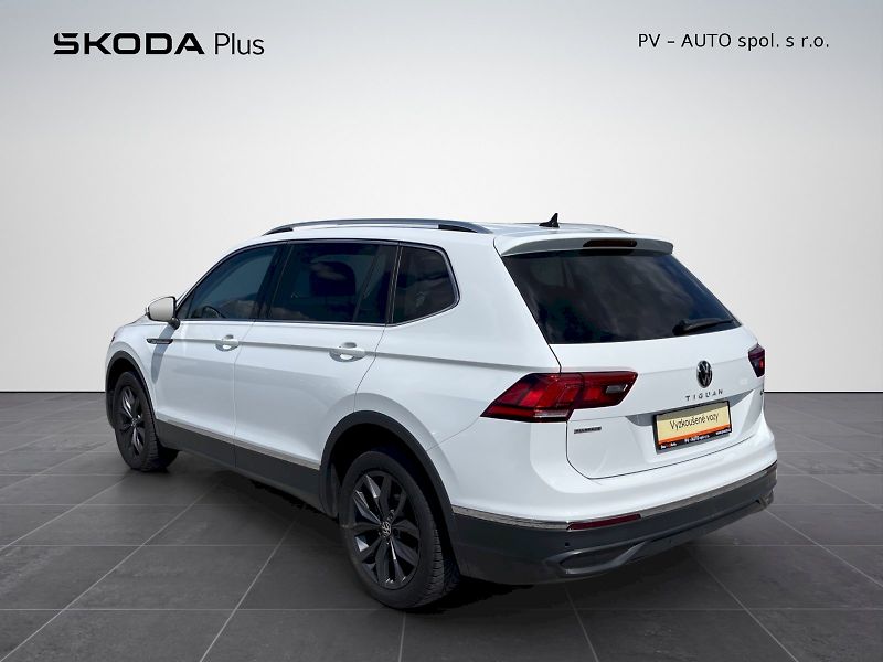 Volkswagen Tiguan Allspace (2022) 2.0 TDI 110kW 4MOTION DSG Life - fotka 26 z 33