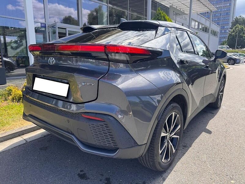Toyota C-HR 1.8 Style - fotka 3 z 13