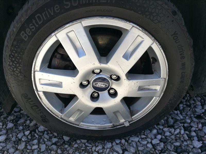 Ford Mondeo 2,0 TDCi kombi - fotka 14 z 16