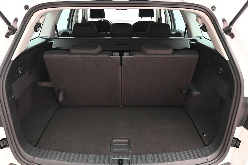Škoda Kodiaq 2,0 TDI 110kW DSG Ambition 7mí - fotka 10 z 31