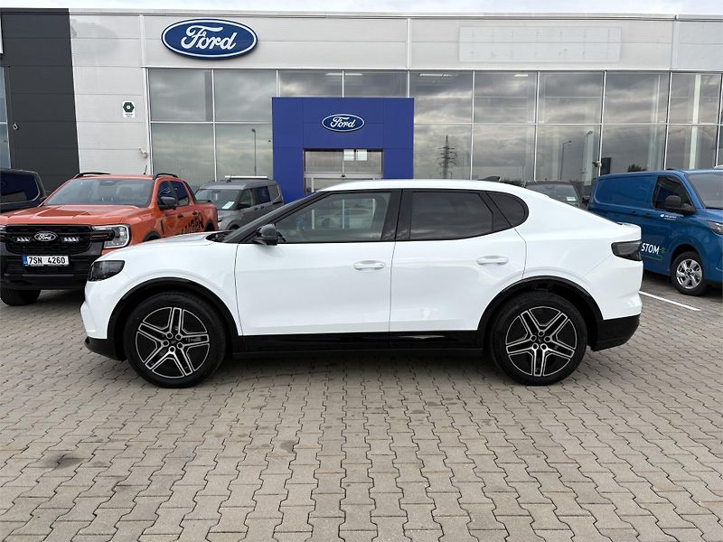 Ford Capri (2026) Premium, 5dveřová, 79 kWh PROD - fotka 2 z 20