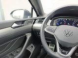 Volkswagen Passat 2.0TSI 206kW RLINE ČR 1.MAJ - náhled 30