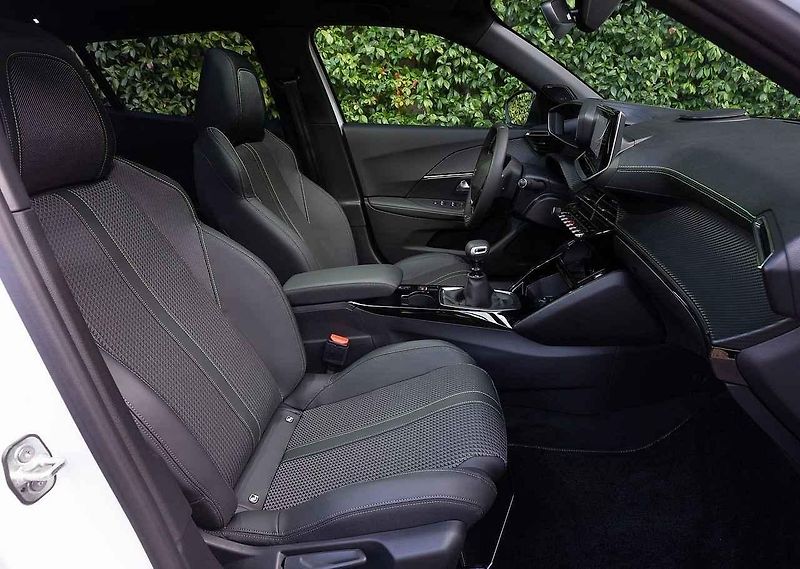 Peugeot 2008 je nejprodávanější model této francouzské značky u nás.