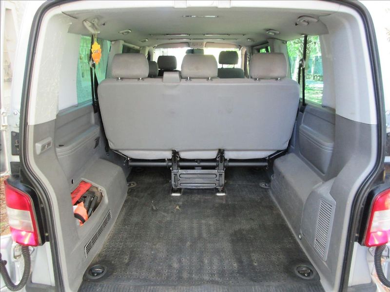 Volkswagen Caravelle 2,5 TDi 128Kw, 4x4, 7míst, Lon - fotka 26 z 30