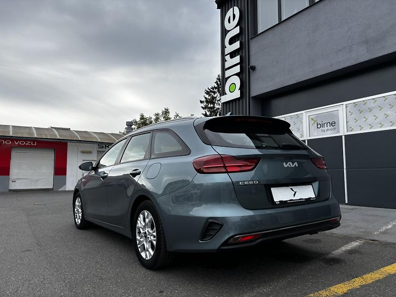 Kia Ceed (2023)  SW Spin 1.5 T-GDI (118 kW) - fotka 4 z 13