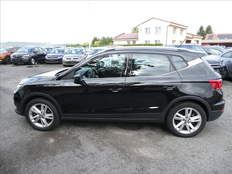 Seat Arona 1,0 TSi 81kW DSG FR,navig.,led - fotka 5 z 48