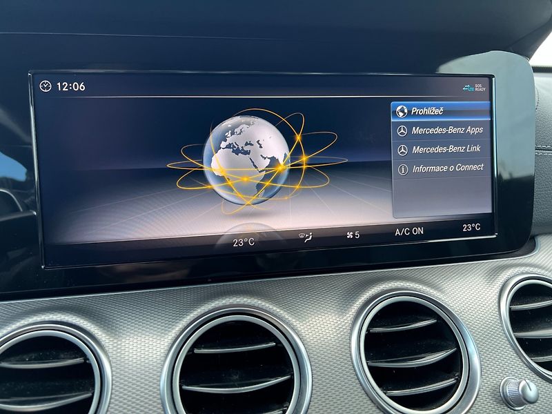 Mercedes-Benz Třídy E (2018) 2.0d AMG-line! Navi! Tažné! - fotka 32 z 42