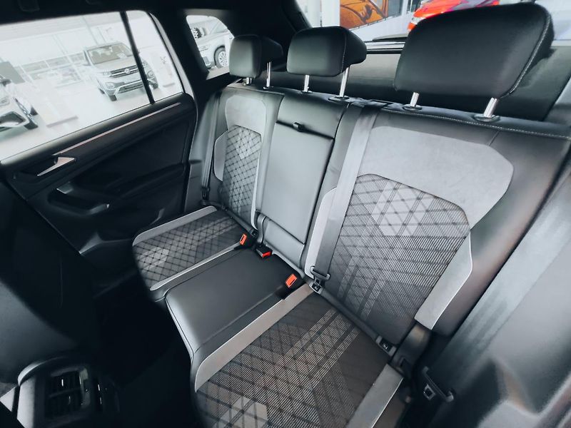 Volkswagen Tiguan (2022) - fotka 18 z 25