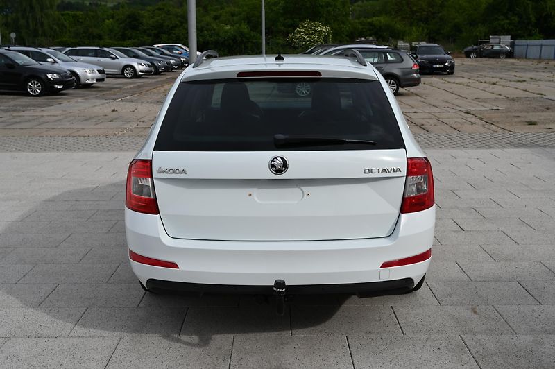 Škoda Octavia 1.6TDI 77KW Edition 4/2015 - fotka 6 z 39