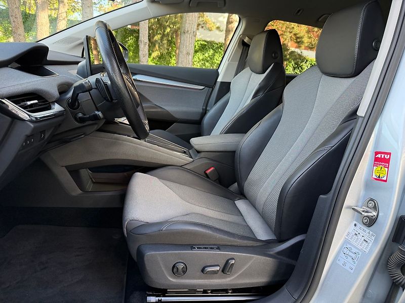 Škoda Enyaq 82 kWh / LOFT / Matrix LED/ Te - fotka 15 z 43