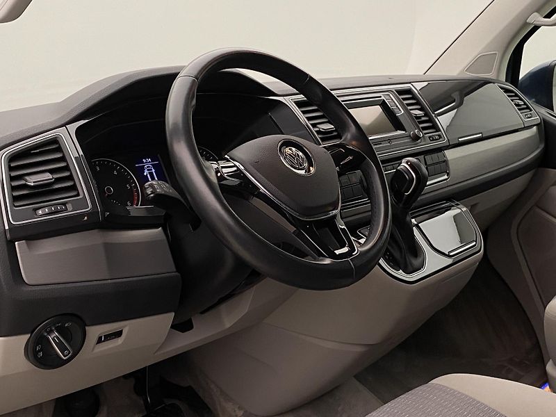 Volkswagen Multivan 2.0TDI 170kW 4MOTION DSG 7míst - fotka 18 z 34