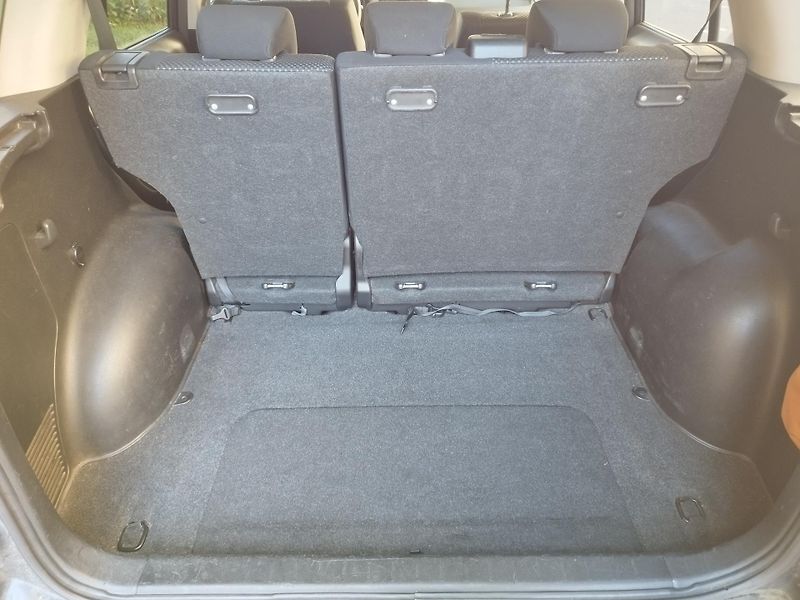 Suzuki Grand Vitara (2007) - fotka 11 z 26