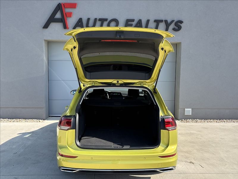 Volkswagen Golf 2,0 TDI 110 KW AUTOMAT STYLE - fotka 32 z 35